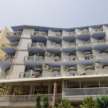 Hotel Arena Cattolica Exteriér fotografie