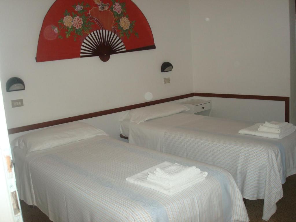 Hotel Arena Cattolica Pokoj fotografie